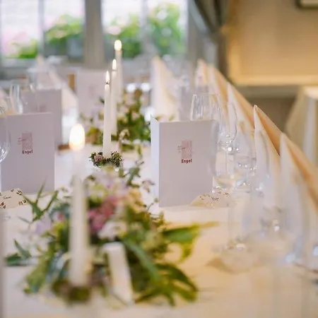 酒店 Restaurant Der Engel, 萨巴赫瓦登